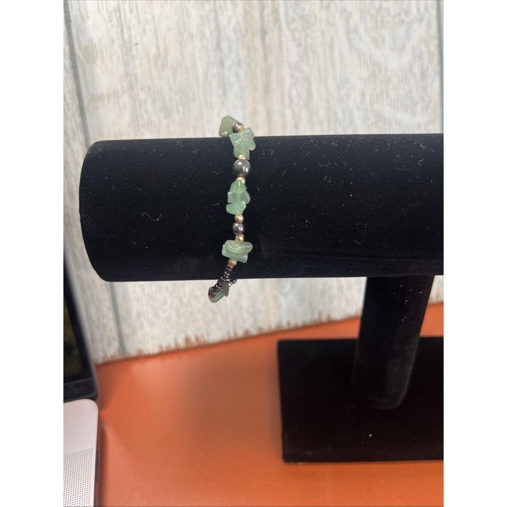 Silver Tone & Green Stone Chip‎ Metal Beaded Bracelet 7 3/4"